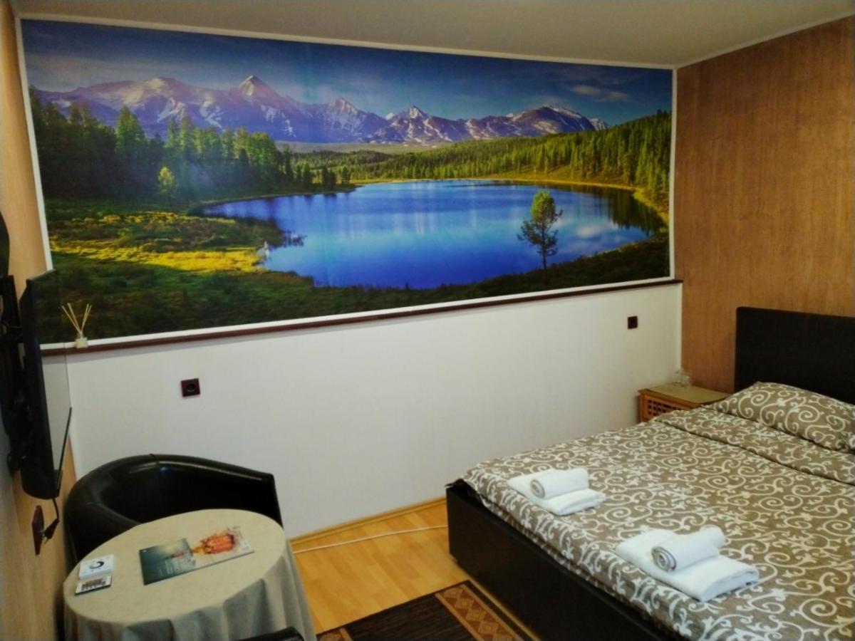 Fun Rooms Sobe Prenociste Borca Exterior photo