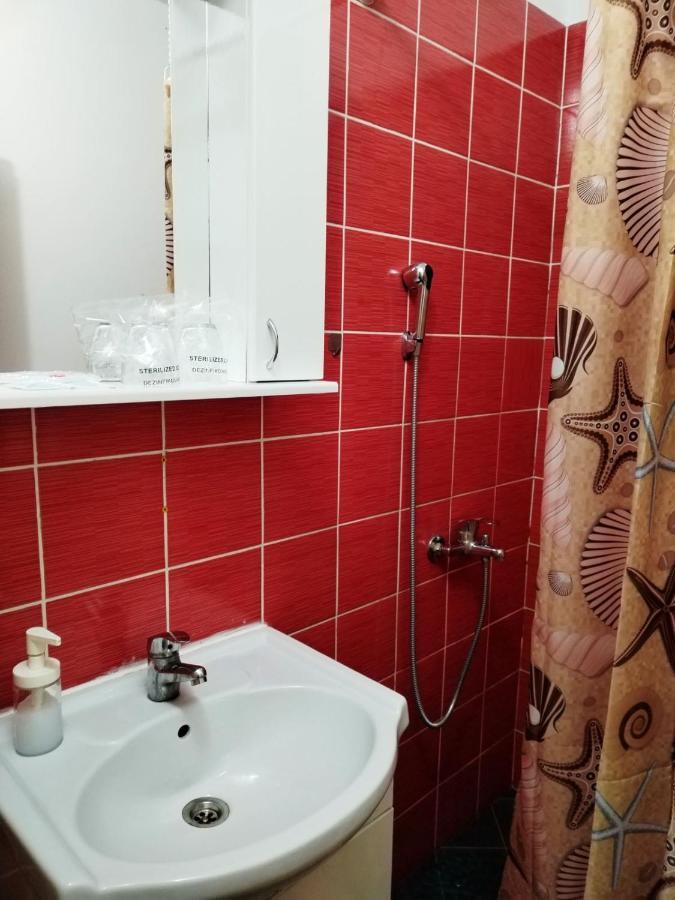 Fun Rooms Sobe Prenociste Borca Exterior photo