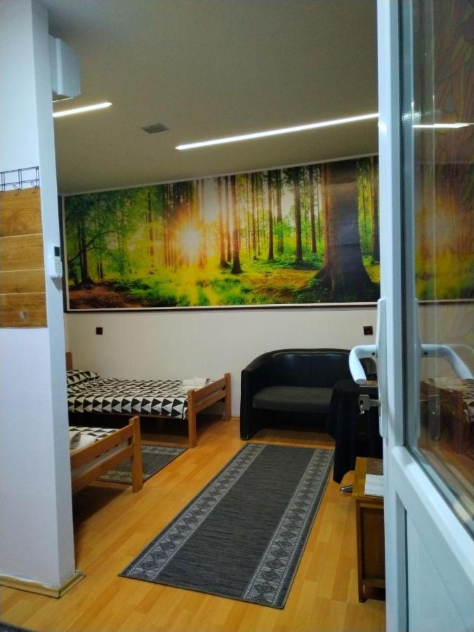 Fun Rooms Sobe Prenociste Borca Exterior photo
